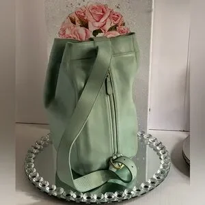 COACH Vintage Soho Sling Bag Mint Green leather Made In USA COACH Vintage Soho Sling Bag Mint Green | Mercari main image 4